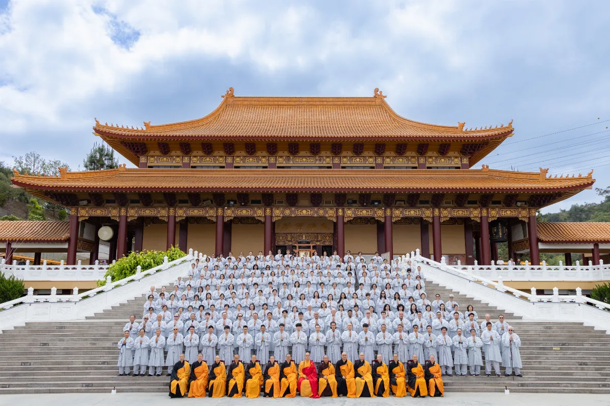 Hsi Lai Temple Holds Eight Precepts Retreat: Practicing the Dharma in Daily Life